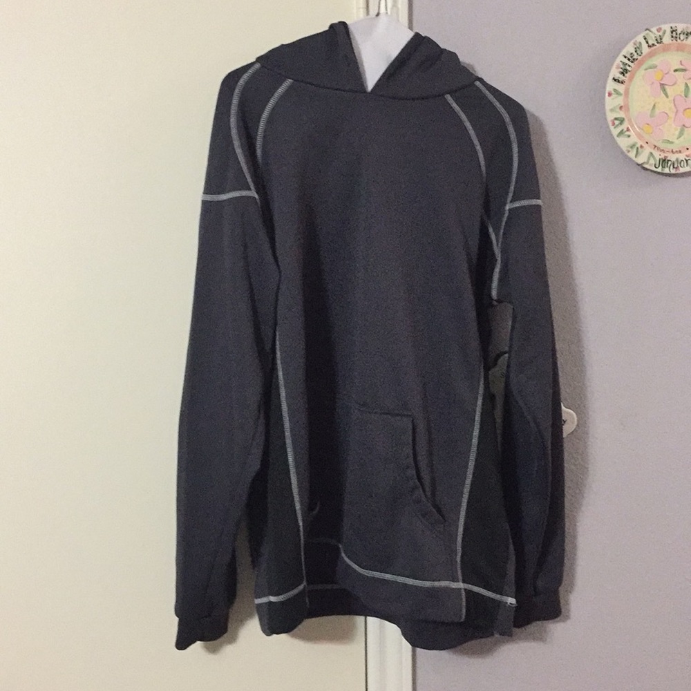 Pullover hoodie